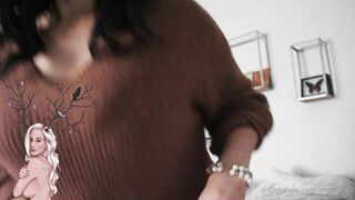 AuroraXoxo - Step Mom Helps You Rest