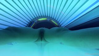 Bryce Adams - Squirting in the Tanning Booth