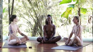 Krystal, Dani + Asana - Breathing podcast