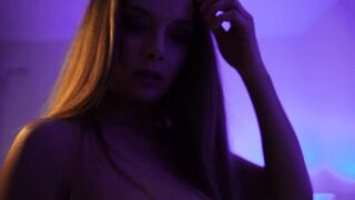 Xenia Crushova - Outtakes w/ Pussy Slip