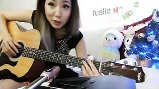 Fuslie Upskirt 1