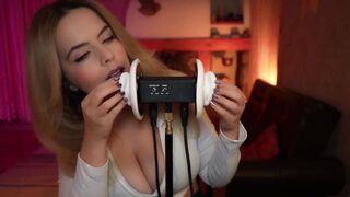 Trinki ASMR - ASMR STEREO EAR LICKING