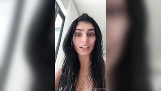 Mia Khalifa 23min Shower And Chat Video Leaked
