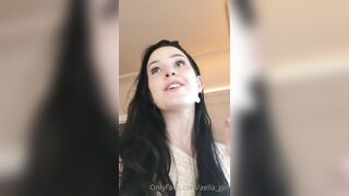 Aella_girl