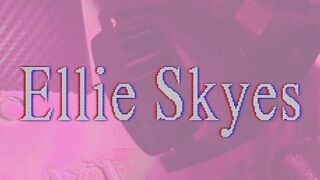 ellie skyes the roommate dilemma