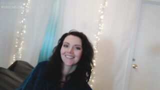 Haylee Love Pregnant Sucks Cock