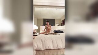 Mia Khalifa bedroom live ppv