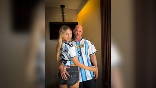 [ BabydollXL se encuentra a Johnny Sins ]