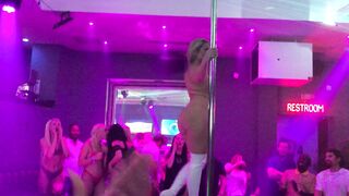 alexis texas strip club 2