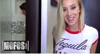 Big Naturals en un trío caliente