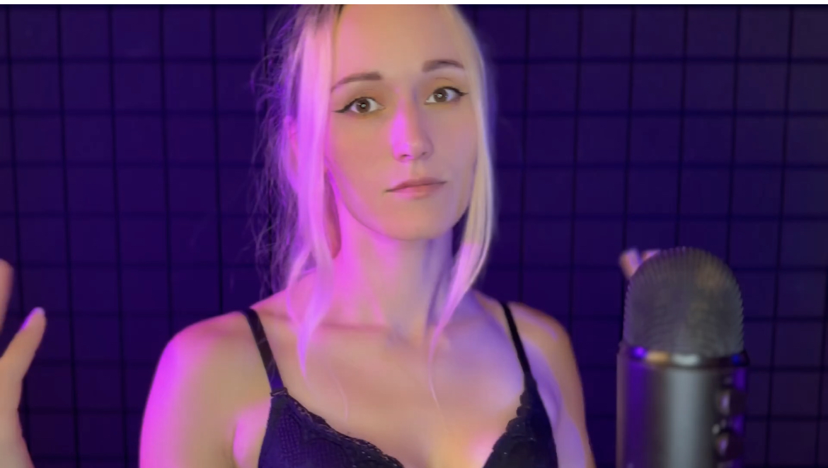 Barberry asmr oil massage in lingerie