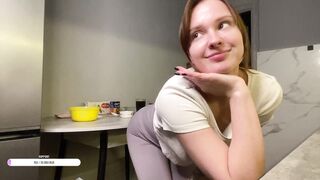 twitch streamer braless 2